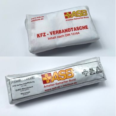 Zwei weiße KFZ-Verbandtaschen mit ASB-Logo, roter Aufschrift und Symbolen, Inhalt nach DIN 13164, Kombitasche mit Warndreieck.